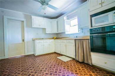 322 W Cherokee Ave, Pharr, TX 78577 - photo 5