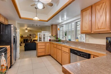 10001 N 51st Dr, Glendale, AZ 85302 - photo 2