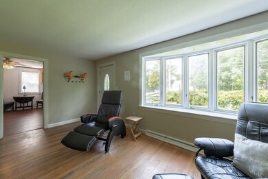 221 W Washington St, Hanson, MA 02341 - photo 3