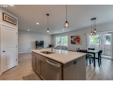 6407 NE 49th Cir, Vancouver, WA 98661 - photo 5