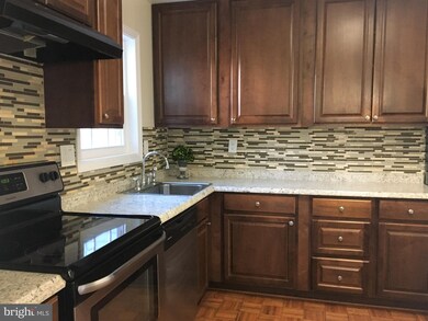 6009 Sweet Dale Ct, Springfield, VA 22152 - photo 3