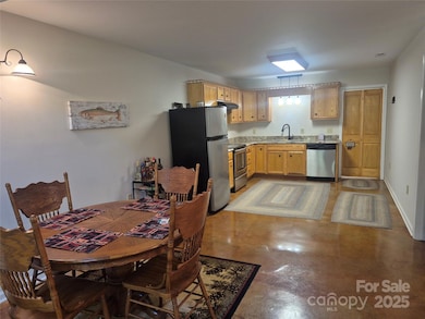 369 Pinecrest Cir, Troy, NC 27371 - photo 7