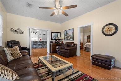 1105 Bixby St, Ardmore, OK 73401 - photo 5