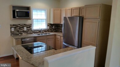 84 Victoria Square, Frederick, MD 21702 - photo 5