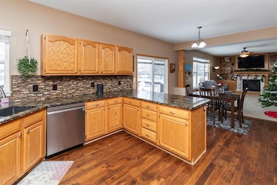 4530 Bartholomew Dr, Pleasant Hill, IA 50327 - photo 6