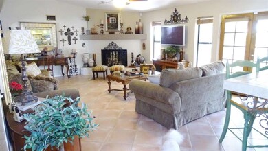 3026 N Nebraska St, Chandler, AZ 85225 - photo 4