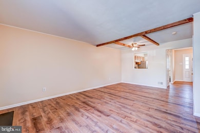 221 Leedom Way unit 107, Newtown, PA 18940 - photo 5