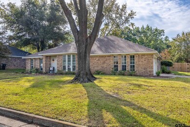 706 Becky Dr, Tyler, TX 75703 - photo 4