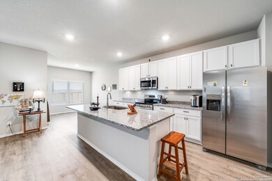 250 Landing Ln, New Braunfels, TX 78130 - photo 6