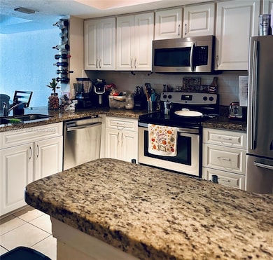 745 SW 148th Ave unit 813, Davie, FL 33325 - photo 6