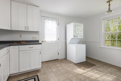 83 Edgeworth Ave_W5_010