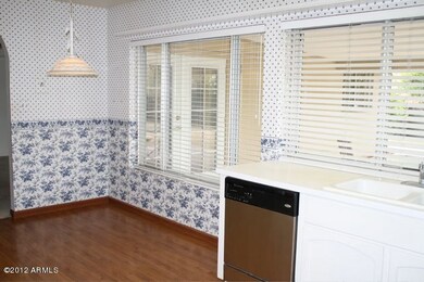 Eat-in Area in Kitchen