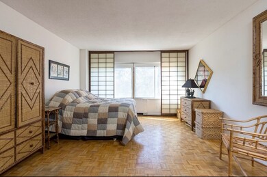 Sargent Estates unit 503, Brookline, MA 02445 - photo 4