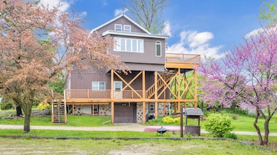 Exterior 4