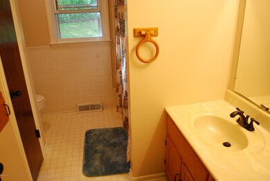 9340 Chapel St, Portage, MI 49024 - photo 5