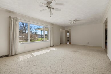 LC - Orchard Ct 409 Gobles 49055-6