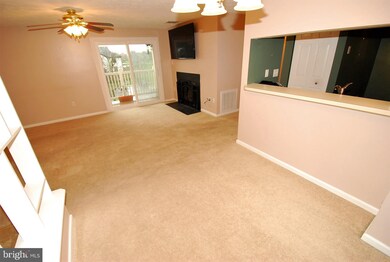 823 Stratford Way unit J, Frederick, MD 21701 - photo 6