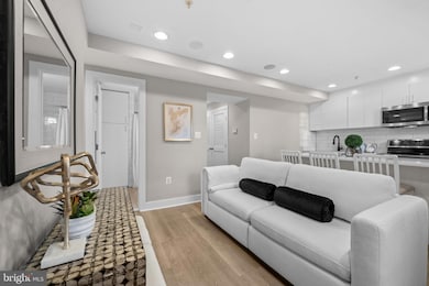 1718 1st St NW unit 8, Washington, DC 20001 - photo 3