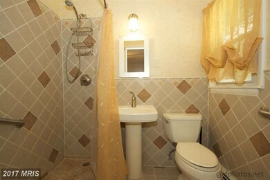 918 Southwick Dr, Towson, MD 21286 - photo 7