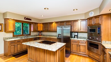 271 E Saint Charles Rd, Elmhurst, IL 60126 - photo 4