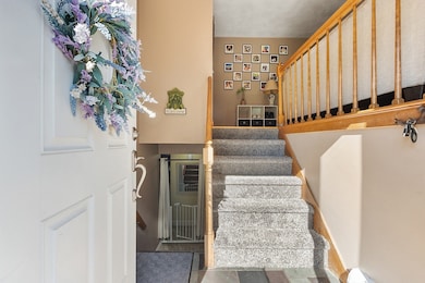 11 Dale Ave, Leominster, MA 01453 - photo 3