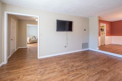 5. Living Roon
