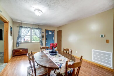 010_929 Kirkwood Dr
