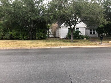 618 W 12th St, Weslaco, TX 78596 - photo 3