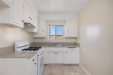 4055 W 129th St, Hawthorne, CA 90250 - photo 5