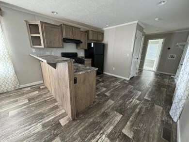 3 John St unit 118, Keansburg, NJ 07734 - photo 2