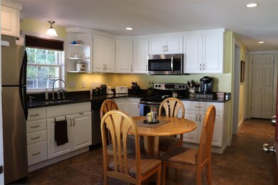 6 Howe St, Rochester, NH 03867 - photo 4