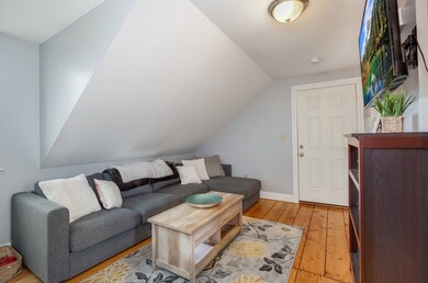 61 Holten St unit 3, Danvers, MA 01923 - photo 6
