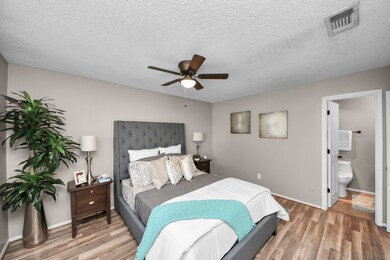 6430 Bankside Dr unit 12, Houston, TX 77096 - photo 5