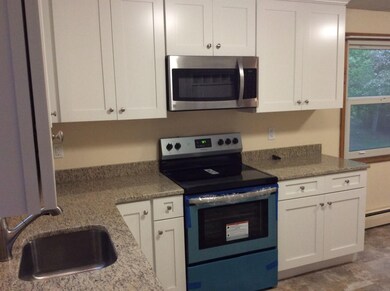 18 Williams St, Salem, NH 03079 - photo 6