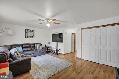 264 Arlington St, Reading, PA 19611 - photo 4