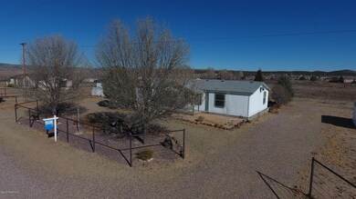 22327 N Docs Rd, Paulden, AZ 86334 - photo 3