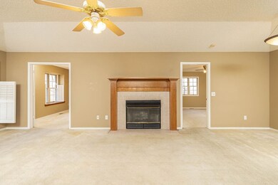 4 Frome Ln, Bella Vista, AR 72715 - photo 2