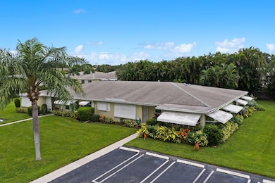 152 High Point Blvd unit D, Delray Beach, FL 33445 - photo 4