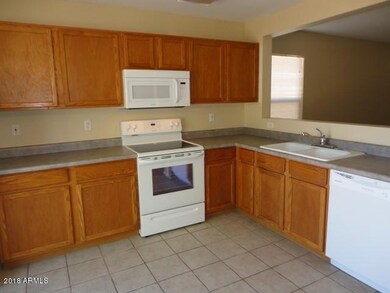 7_AZ14047_kitchen
