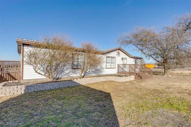 116 Bluff Heights Dr, Weatherford, TX 76085 - photo 3