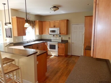 214 Smith Hill Rd, Troy, NY 12180 - photo 3