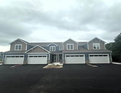 3162 S Bartells Dr, Beloit, WI 53511 - photo 2