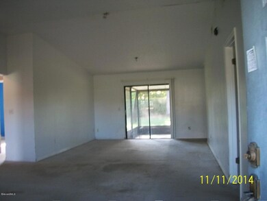 6725 Bryant Road 11-11-14 living room