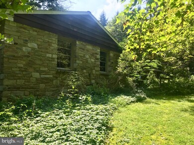 2729 Furlong Rd, Doylestown, PA 18902 - photo 3