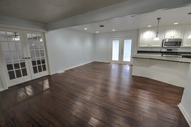 1108 Valentine St, Hurst, TX 76053 - photo 4