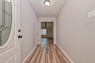 1046 Shady Trail Ln, Houston, TX 77038 - photo 7