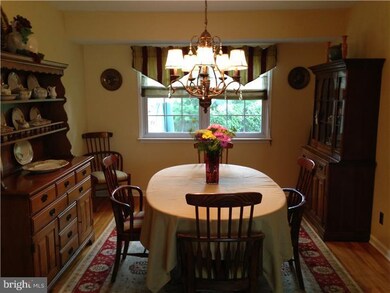 154 Canterbury Rd, Mount Laurel, NJ 08054 - photo 3