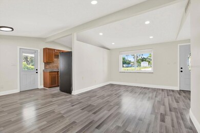 912 N Parsons Ave unit A, Brandon, FL 33510 - photo 5