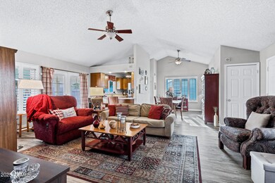 Open Floorplan w/ Vaulted Ceiling