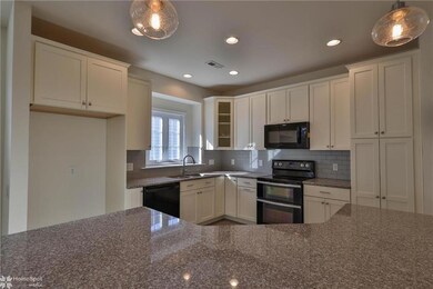 4625 Allegiant St, Upper Saucon Township, PA 18034 - photo 3